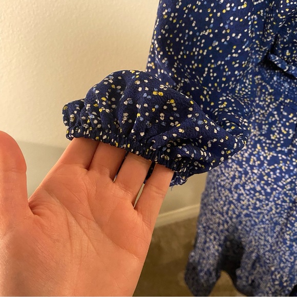 Max Studio Speckled V-Neck Blue Ruffle Maxi Dress - Picture 8 of 16